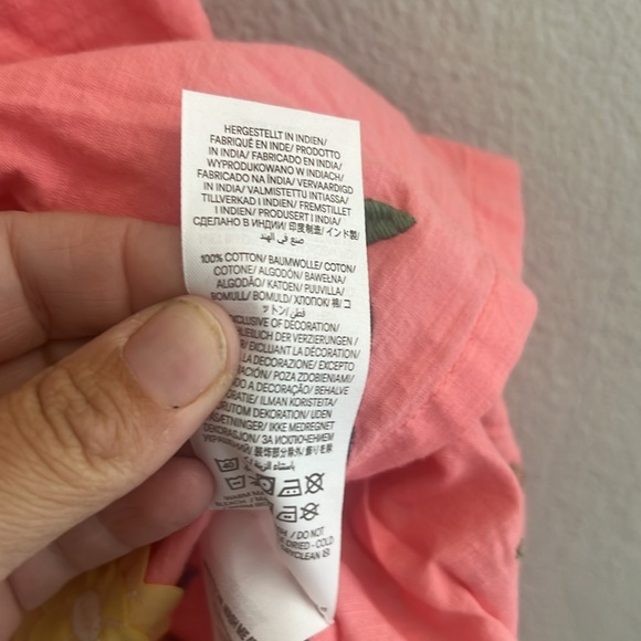 Mini Boden Floral appliqué skirt - Picture 5 of 6